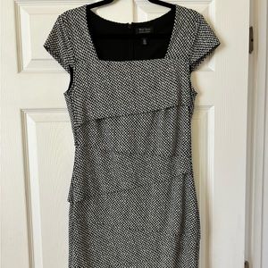 White House Black Market Instantly Sliming Black/ White Houndstooth Dress